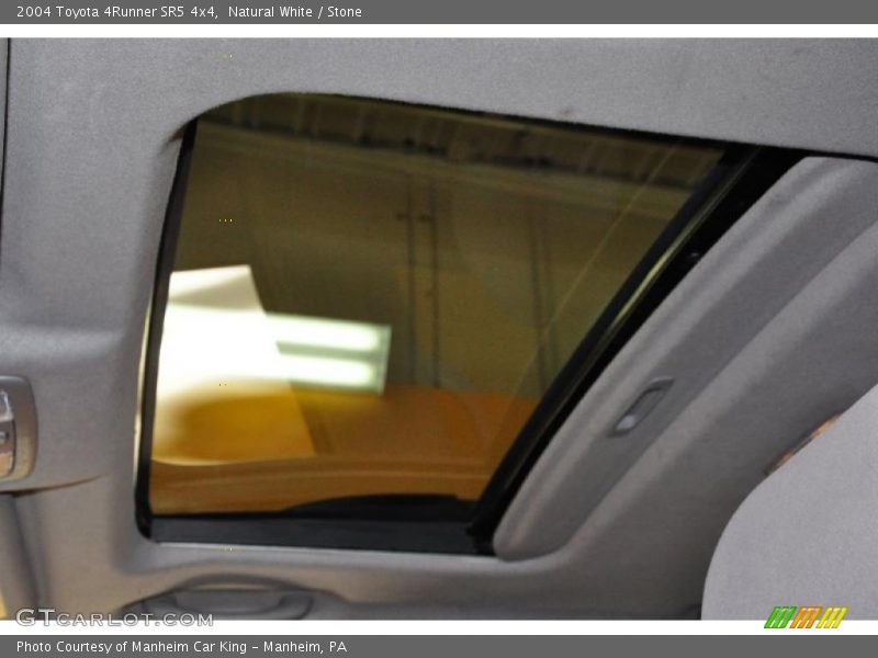 Natural White / Stone 2004 Toyota 4Runner SR5 4x4