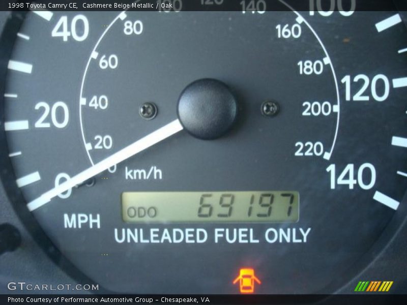 Cashmere Beige Metallic / Oak 1998 Toyota Camry CE