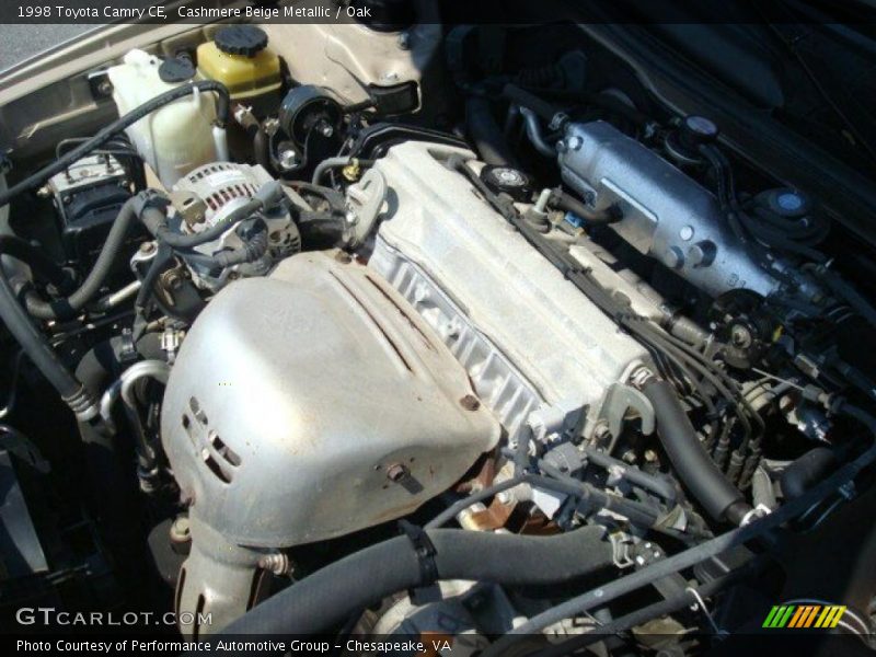 Cashmere Beige Metallic / Oak 1998 Toyota Camry CE