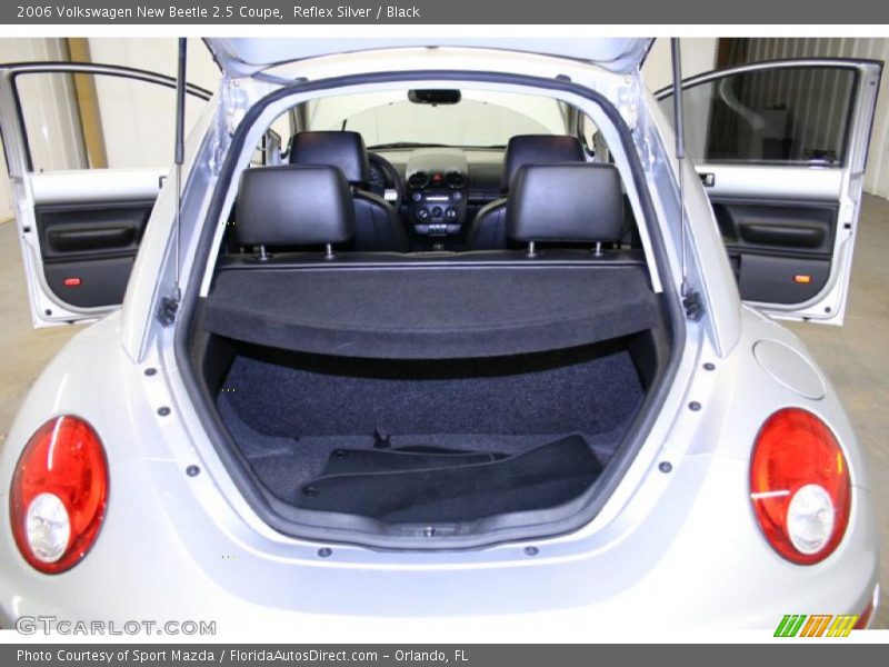 Reflex Silver / Black 2006 Volkswagen New Beetle 2.5 Coupe