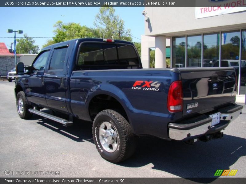 Medium Wedgewood Blue Metallic / Tan 2005 Ford F250 Super Duty Lariat FX4 Crew Cab 4x4