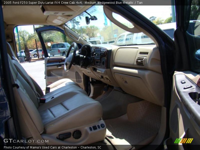 Medium Wedgewood Blue Metallic / Tan 2005 Ford F250 Super Duty Lariat FX4 Crew Cab 4x4