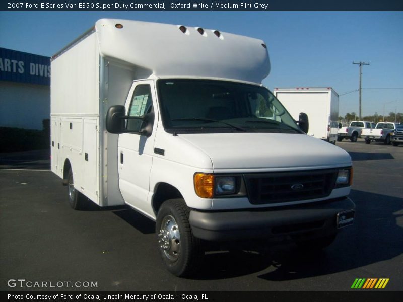 Oxford White / Medium Flint Grey 2007 Ford E Series Van E350 Super Duty Commercial