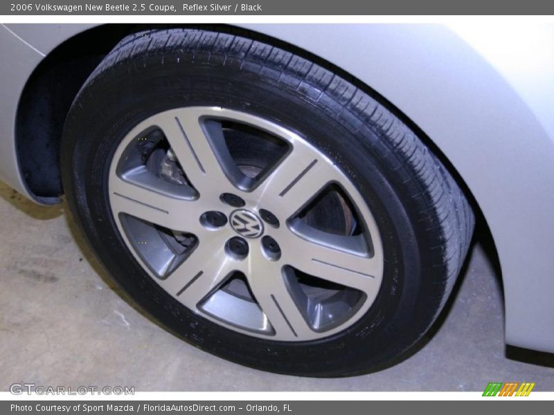 Reflex Silver / Black 2006 Volkswagen New Beetle 2.5 Coupe