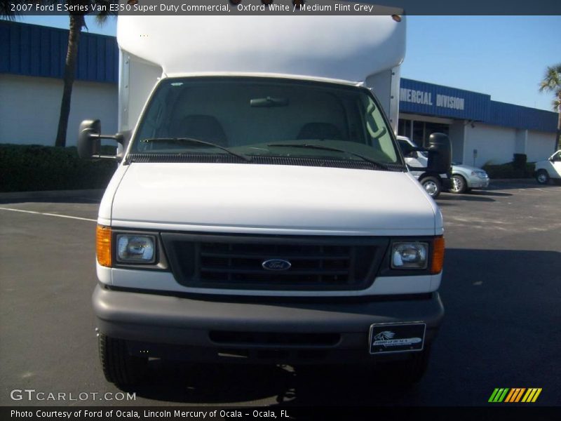 Oxford White / Medium Flint Grey 2007 Ford E Series Van E350 Super Duty Commercial