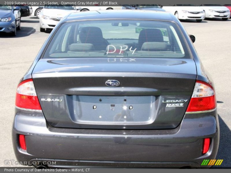 Diamond Gray Metallic / Off Black 2009 Subaru Legacy 2.5i Sedan