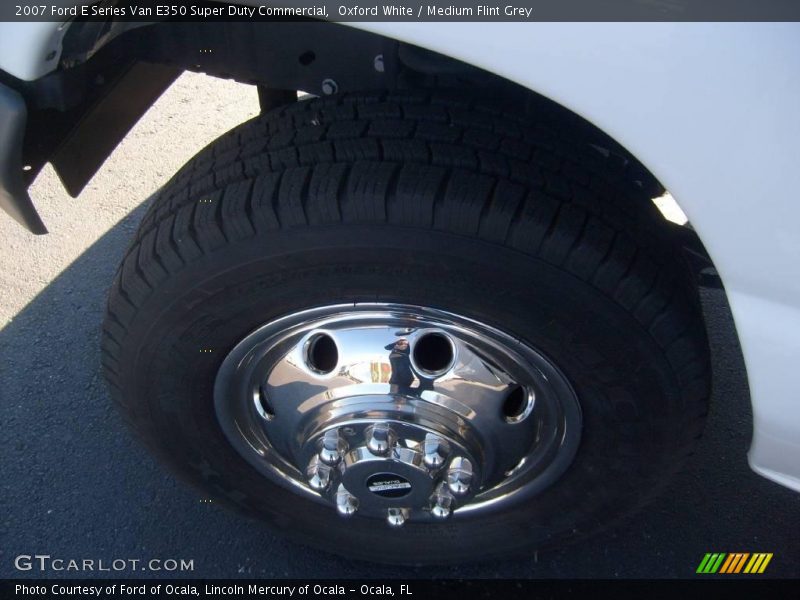 Oxford White / Medium Flint Grey 2007 Ford E Series Van E350 Super Duty Commercial