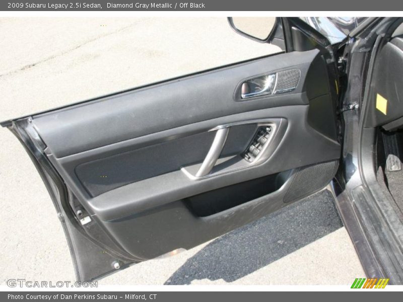 Diamond Gray Metallic / Off Black 2009 Subaru Legacy 2.5i Sedan
