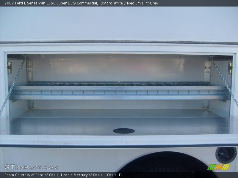Oxford White / Medium Flint Grey 2007 Ford E Series Van E350 Super Duty Commercial