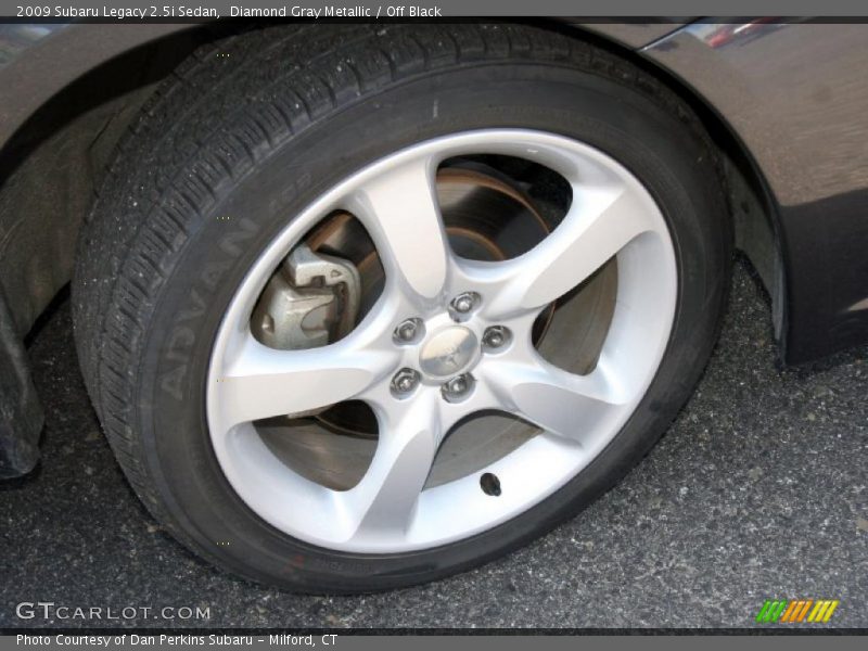 Diamond Gray Metallic / Off Black 2009 Subaru Legacy 2.5i Sedan