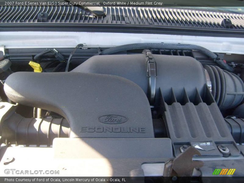 Oxford White / Medium Flint Grey 2007 Ford E Series Van E350 Super Duty Commercial