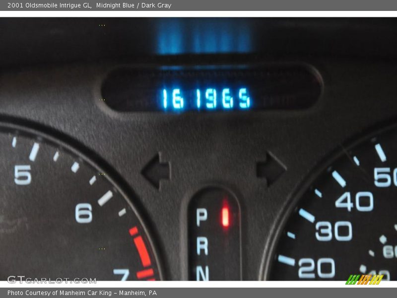 Midnight Blue / Dark Gray 2001 Oldsmobile Intrigue GL