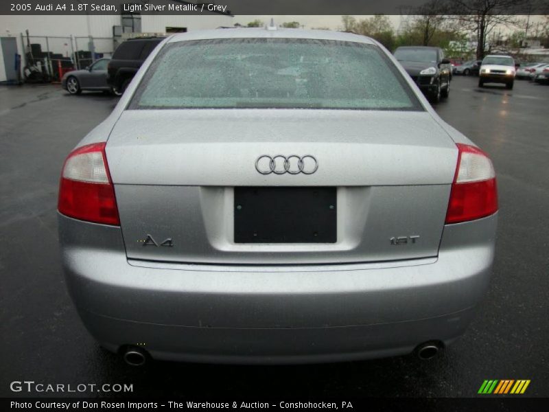 Light Silver Metallic / Grey 2005 Audi A4 1.8T Sedan