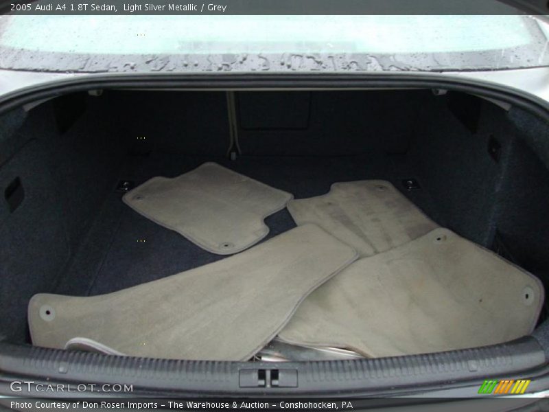 Light Silver Metallic / Grey 2005 Audi A4 1.8T Sedan