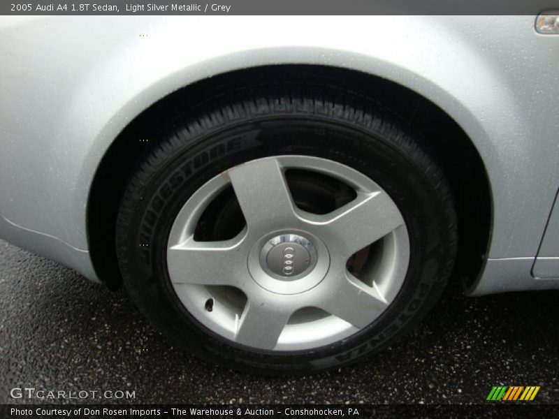 Light Silver Metallic / Grey 2005 Audi A4 1.8T Sedan