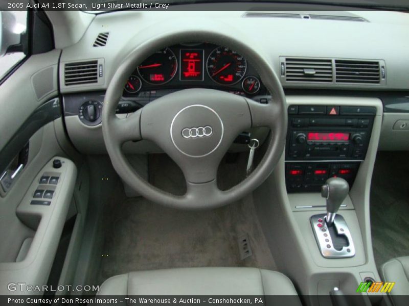 Light Silver Metallic / Grey 2005 Audi A4 1.8T Sedan