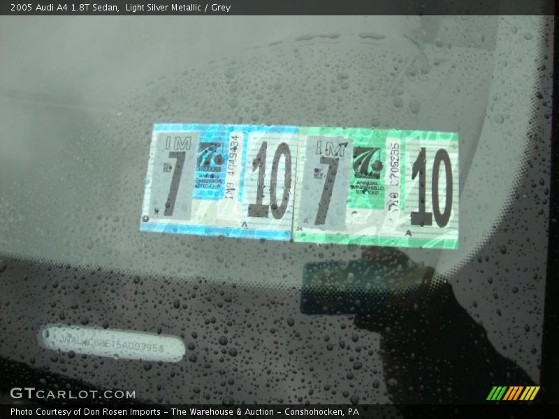 Light Silver Metallic / Grey 2005 Audi A4 1.8T Sedan