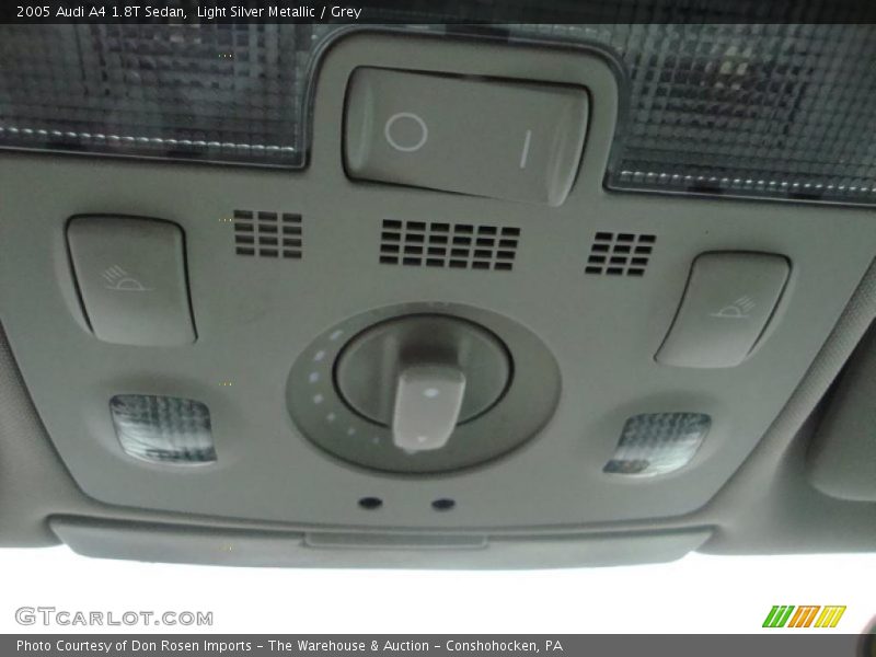 Light Silver Metallic / Grey 2005 Audi A4 1.8T Sedan