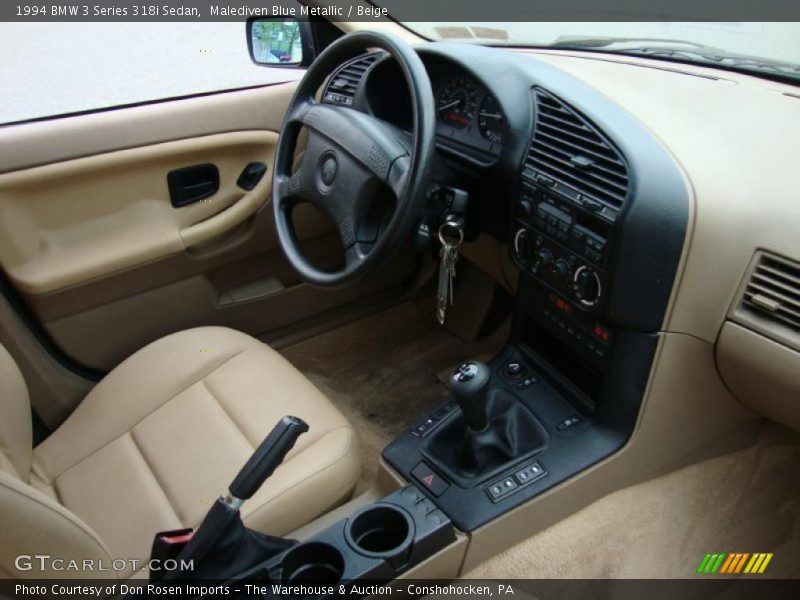 Malediven Blue Metallic / Beige 1994 BMW 3 Series 318i Sedan