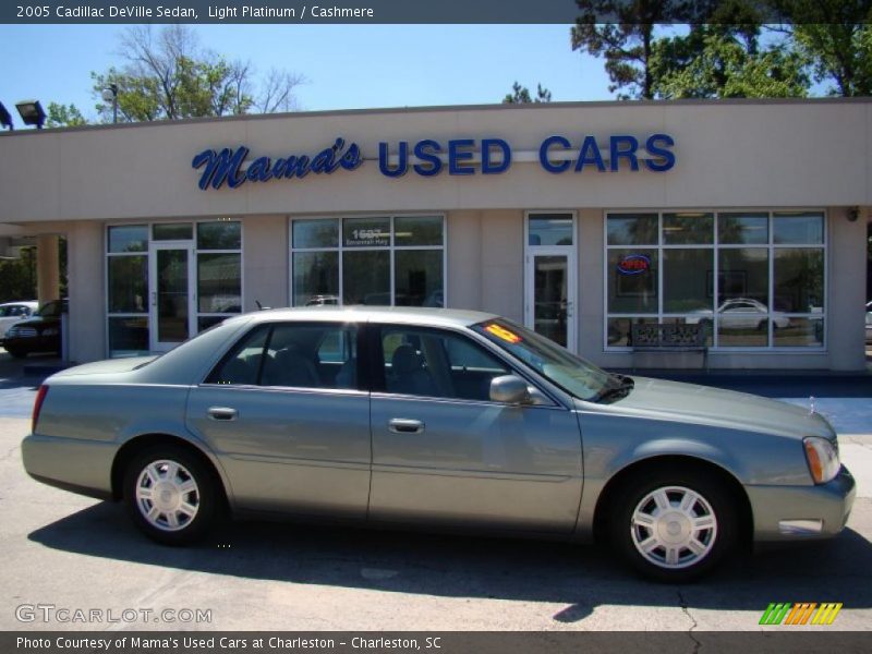 Light Platinum / Cashmere 2005 Cadillac DeVille Sedan