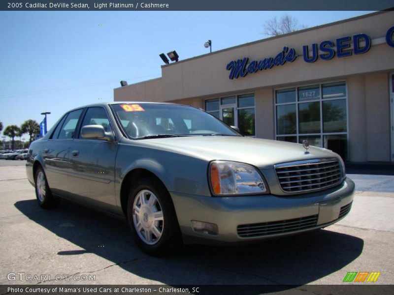 Light Platinum / Cashmere 2005 Cadillac DeVille Sedan