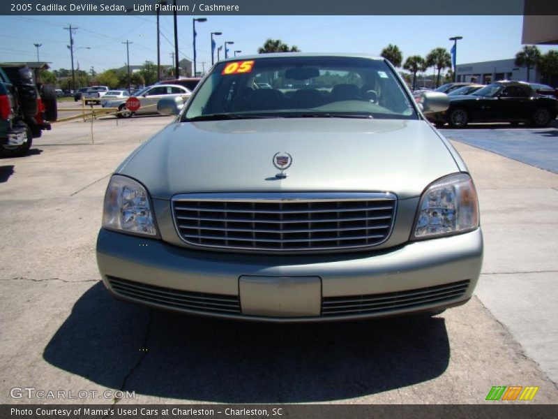 Light Platinum / Cashmere 2005 Cadillac DeVille Sedan
