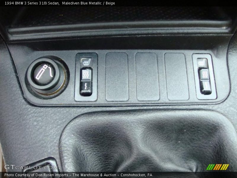 Malediven Blue Metallic / Beige 1994 BMW 3 Series 318i Sedan