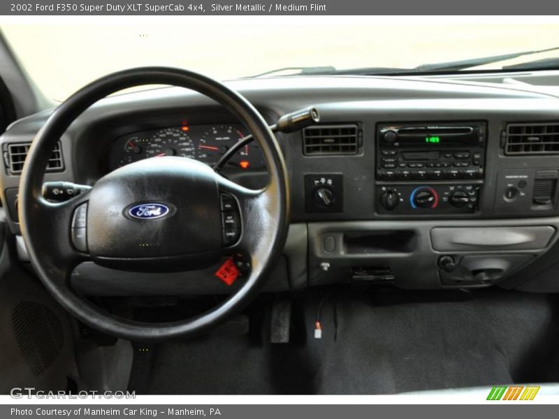 Silver Metallic / Medium Flint 2002 Ford F350 Super Duty XLT SuperCab 4x4
