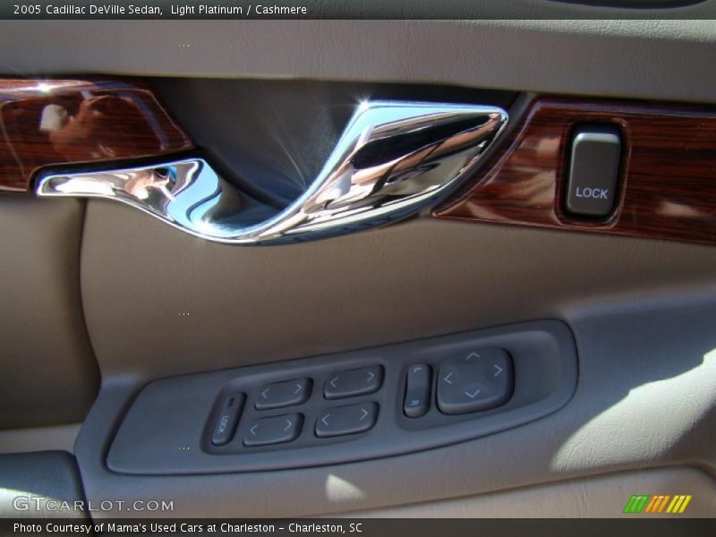 Light Platinum / Cashmere 2005 Cadillac DeVille Sedan