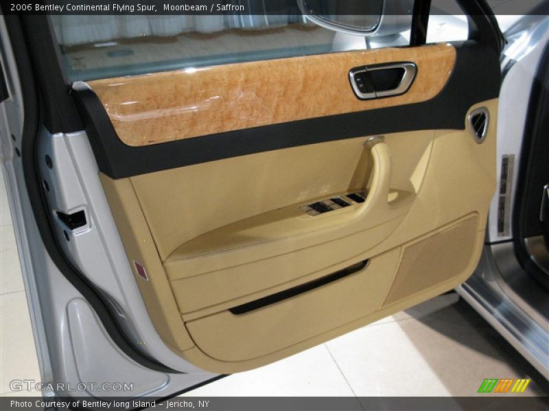 Moonbeam / Saffron 2006 Bentley Continental Flying Spur