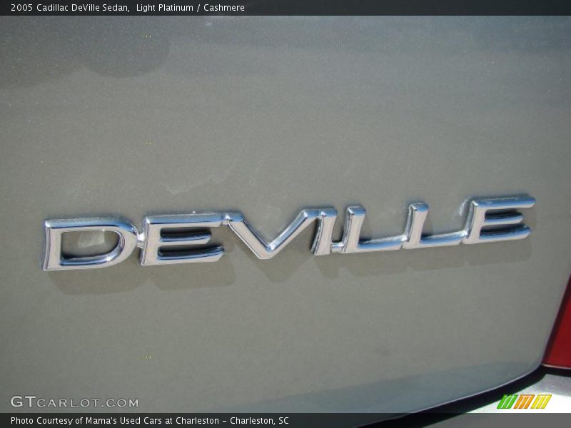 Light Platinum / Cashmere 2005 Cadillac DeVille Sedan