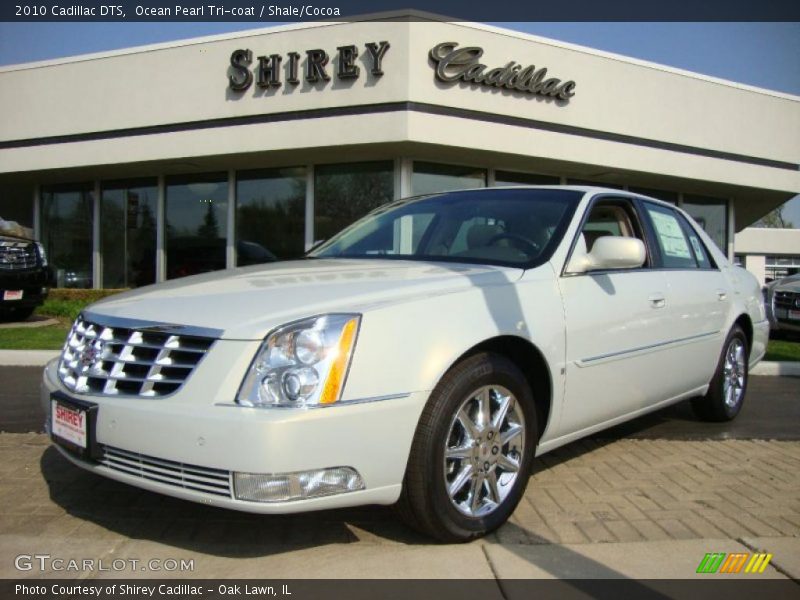 Ocean Pearl Tri-coat / Shale/Cocoa 2010 Cadillac DTS