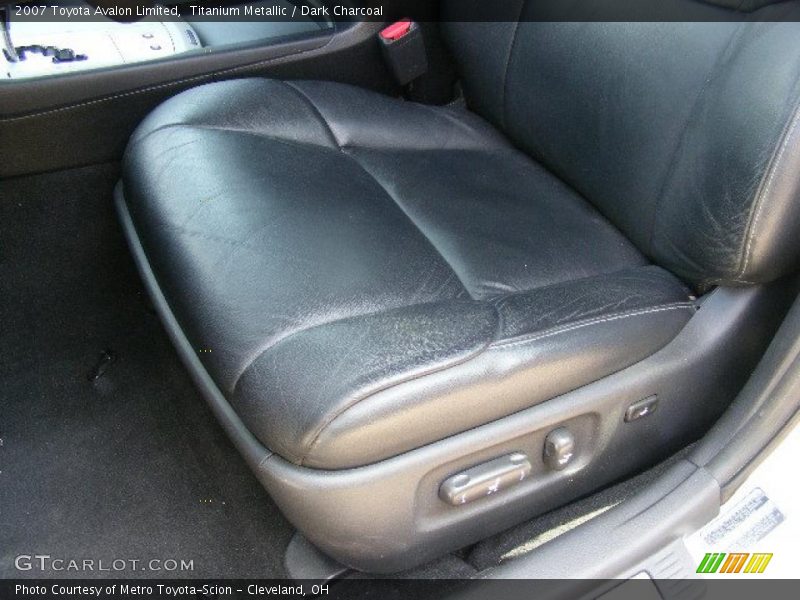 Titanium Metallic / Dark Charcoal 2007 Toyota Avalon Limited