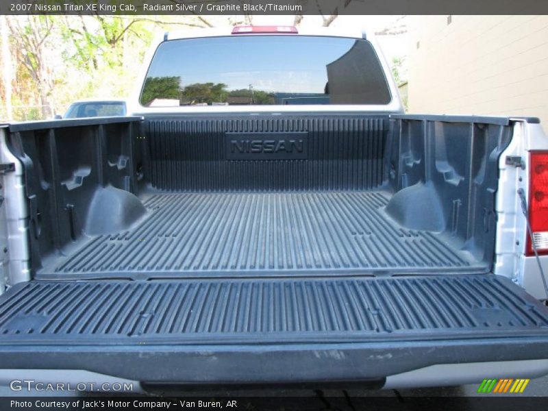 Radiant Silver / Graphite Black/Titanium 2007 Nissan Titan XE King Cab