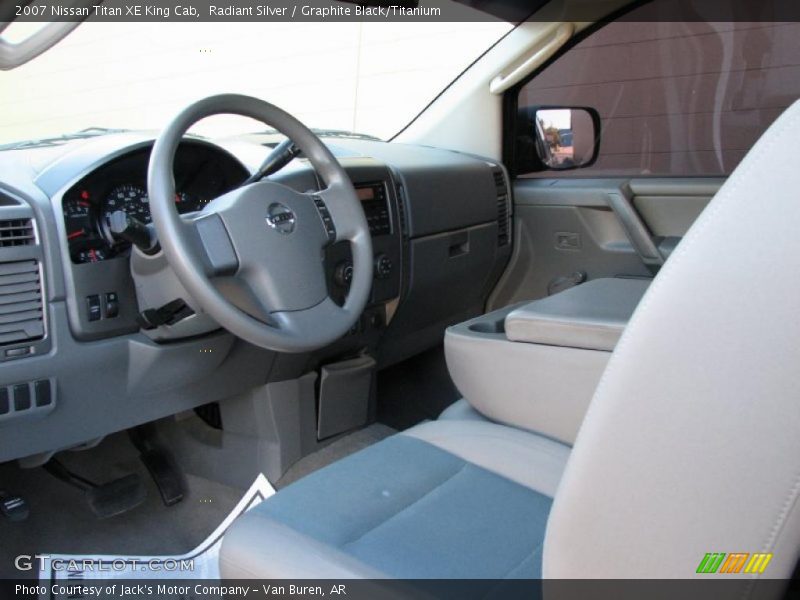 Radiant Silver / Graphite Black/Titanium 2007 Nissan Titan XE King Cab