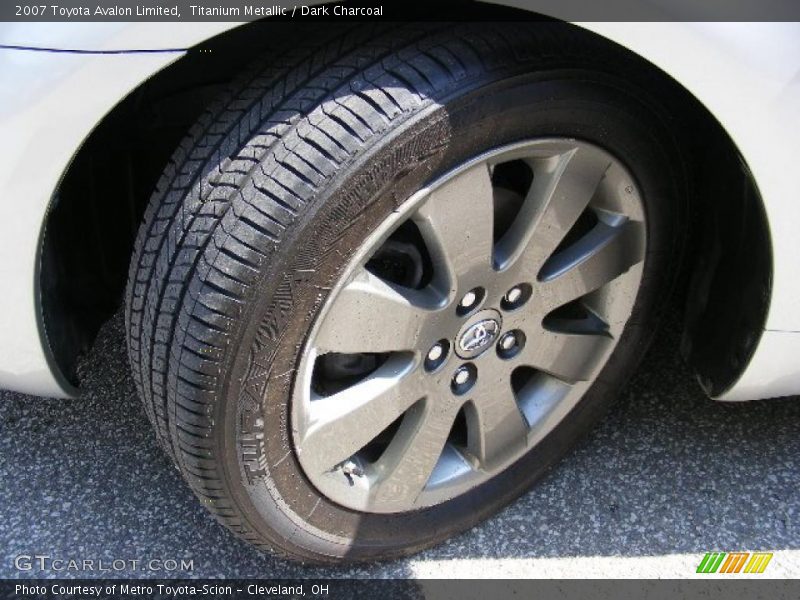 Titanium Metallic / Dark Charcoal 2007 Toyota Avalon Limited