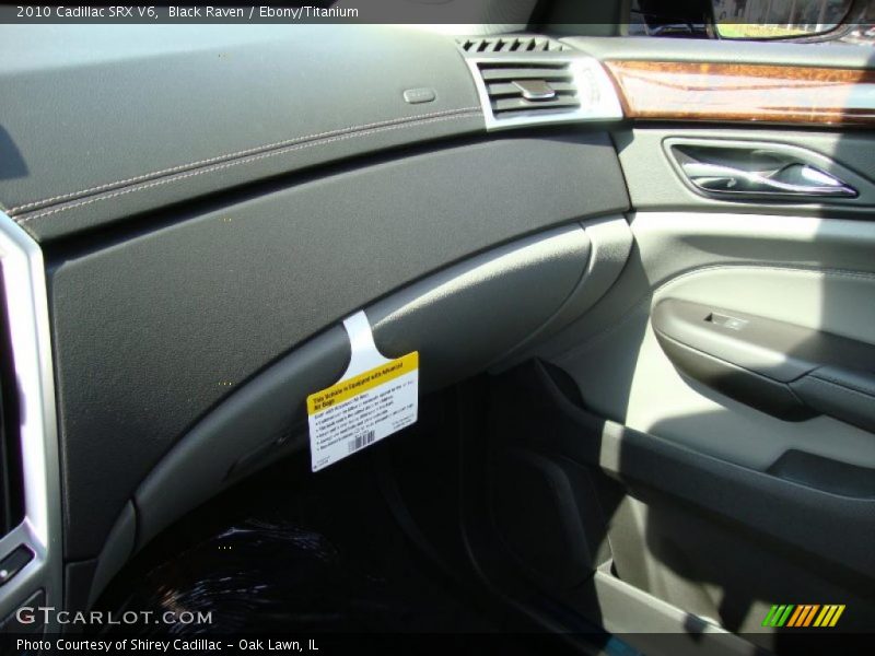 Black Raven / Ebony/Titanium 2010 Cadillac SRX V6