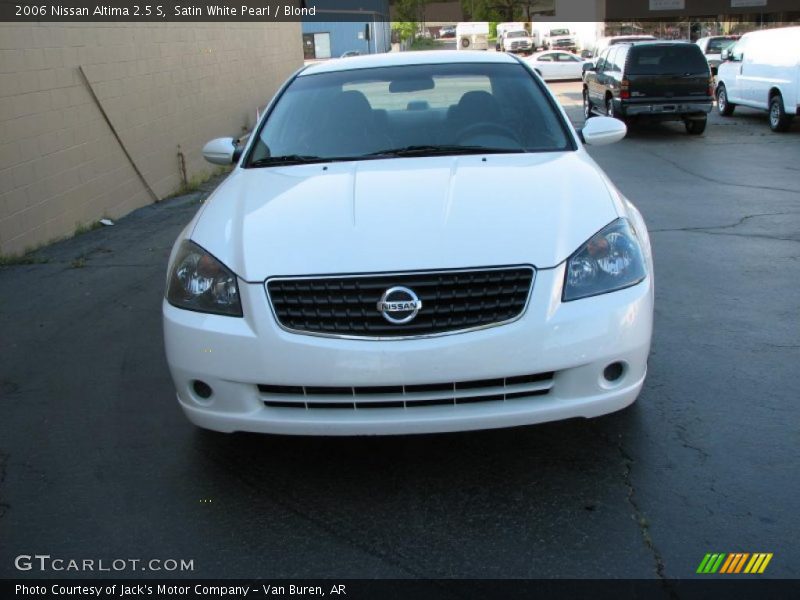 Satin White Pearl / Blond 2006 Nissan Altima 2.5 S