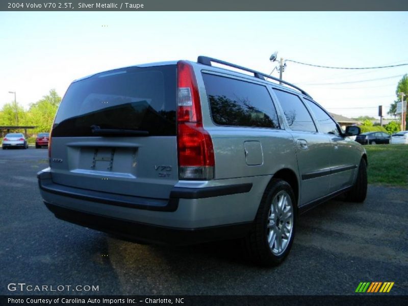 Silver Metallic / Taupe 2004 Volvo V70 2.5T