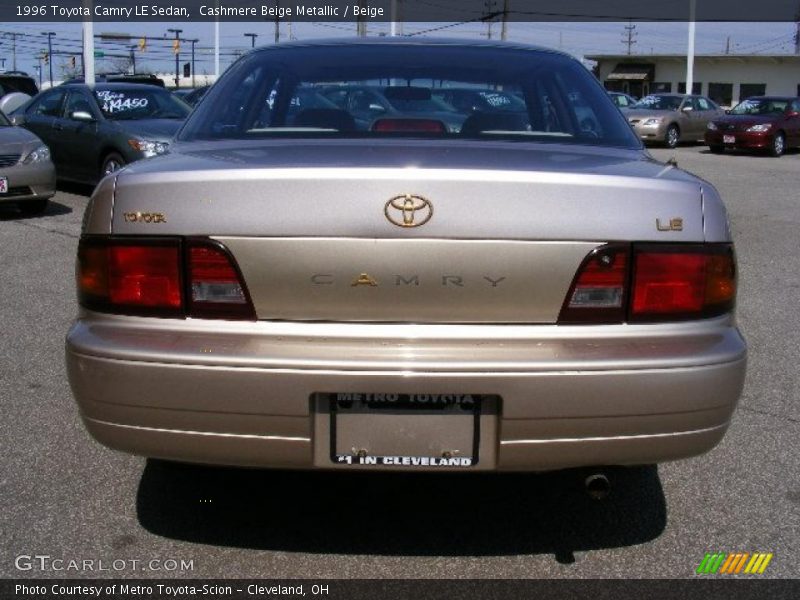 Cashmere Beige Metallic / Beige 1996 Toyota Camry LE Sedan