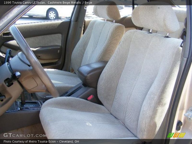 Cashmere Beige Metallic / Beige 1996 Toyota Camry LE Sedan