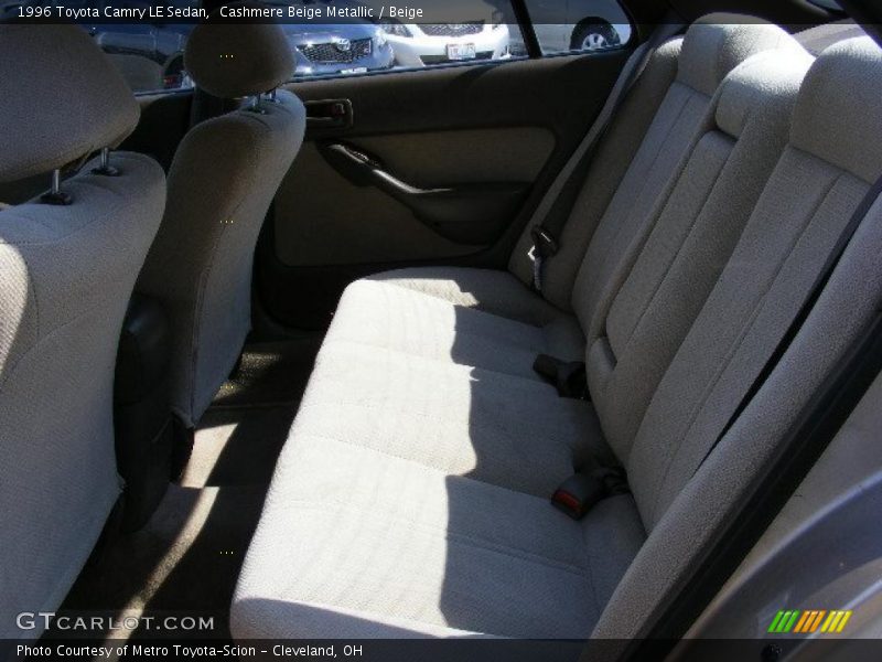 Cashmere Beige Metallic / Beige 1996 Toyota Camry LE Sedan