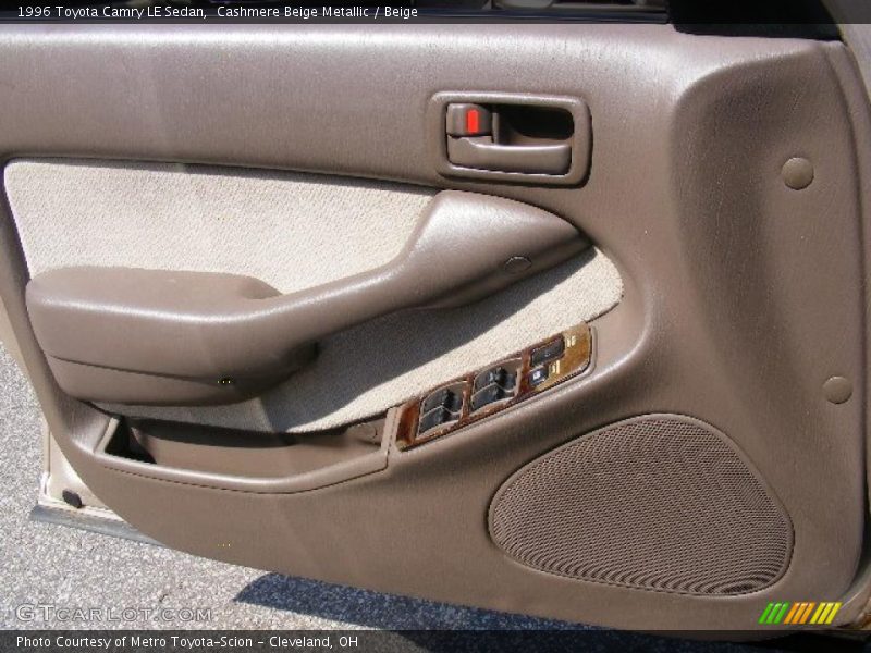 Cashmere Beige Metallic / Beige 1996 Toyota Camry LE Sedan