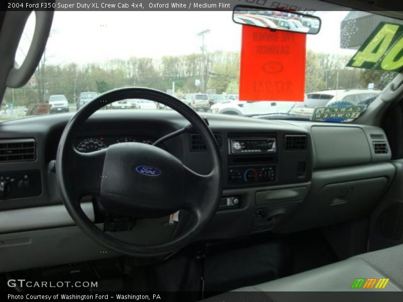 Oxford White / Medium Flint 2004 Ford F350 Super Duty XL Crew Cab 4x4