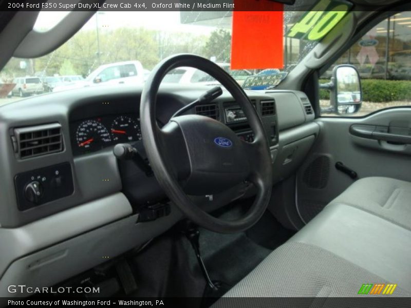 Oxford White / Medium Flint 2004 Ford F350 Super Duty XL Crew Cab 4x4