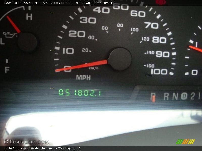 Oxford White / Medium Flint 2004 Ford F350 Super Duty XL Crew Cab 4x4