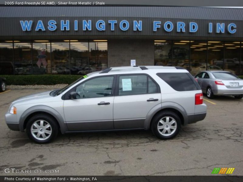 Silver Frost Metallic / Shale 2005 Ford Freestyle SE AWD