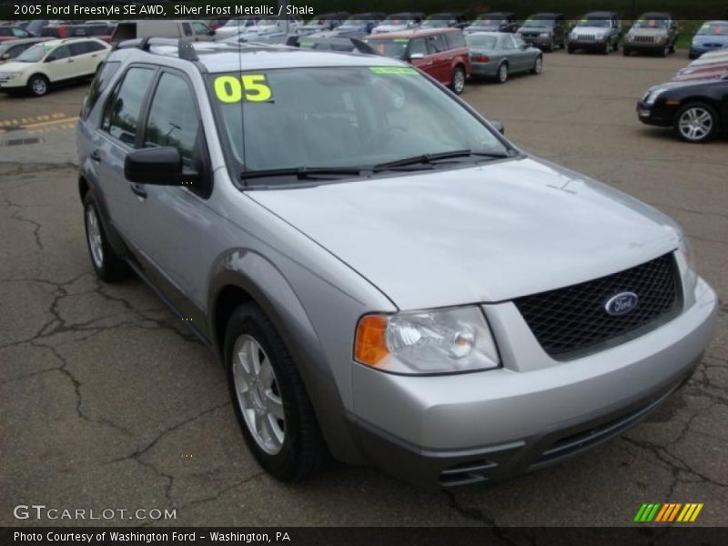 Silver Frost Metallic / Shale 2005 Ford Freestyle SE AWD