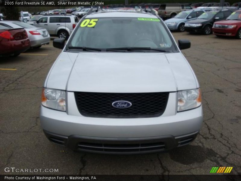 Silver Frost Metallic / Shale 2005 Ford Freestyle SE AWD