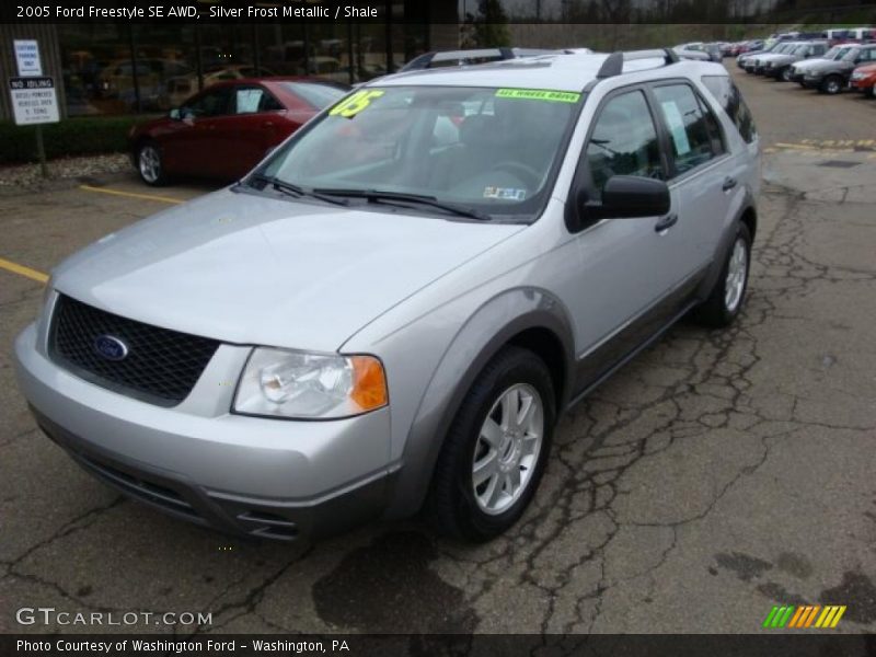 Silver Frost Metallic / Shale 2005 Ford Freestyle SE AWD